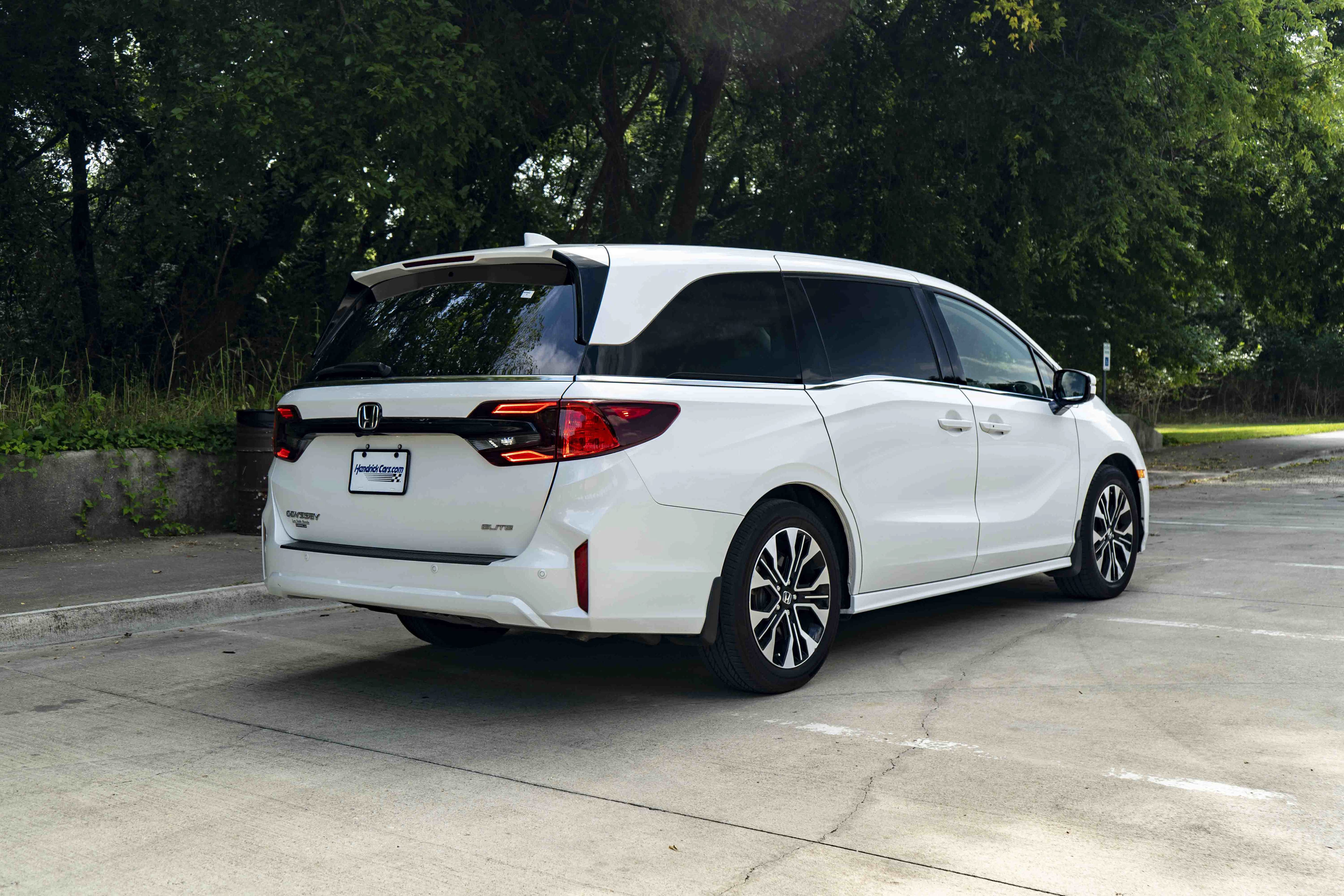 Certified 2025 Honda Odyssey Elite image 9