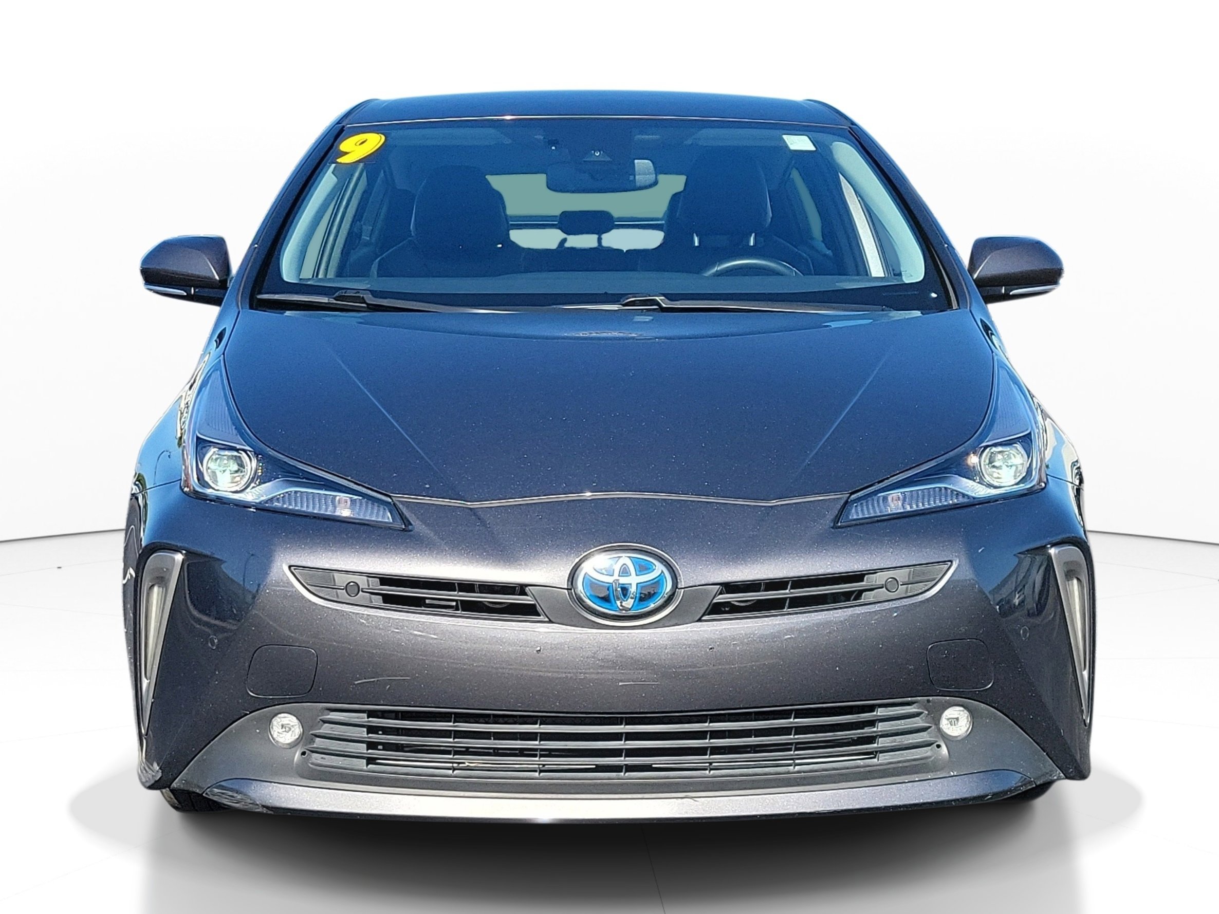 Used 2019 Toyota Prius XLE AWD/4WD image 2