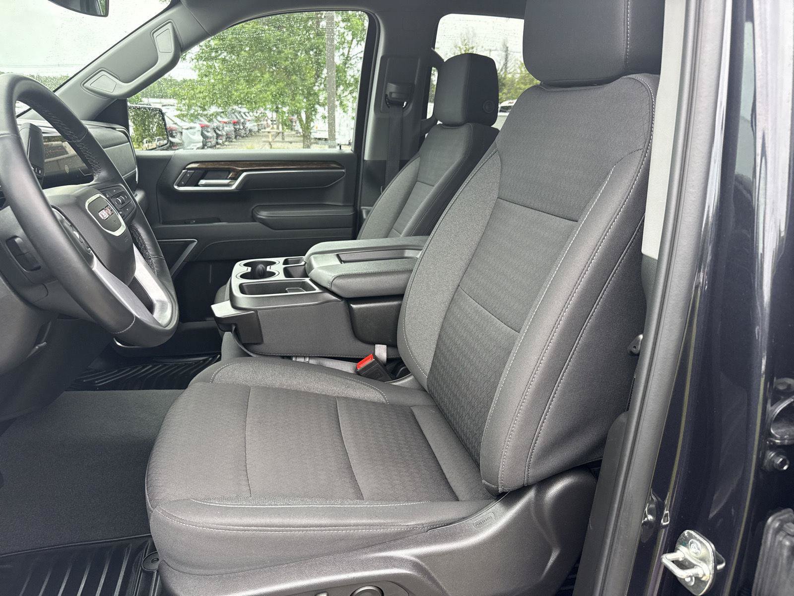 Used 2025 GMC Sierra 1500 Elevation AWD/4WD image 15
