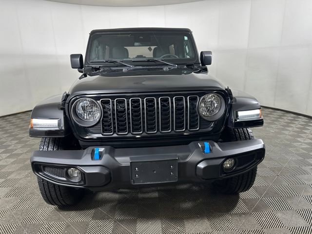 Used 2024 Jeep Wrangler Unlimited image 8
