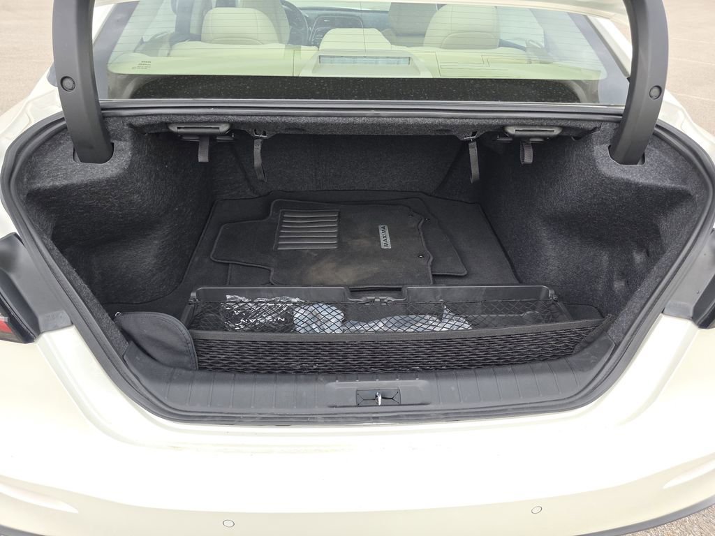 Used 2023 Nissan Maxima Platinum w/ Sport Mat Group FWD image 11