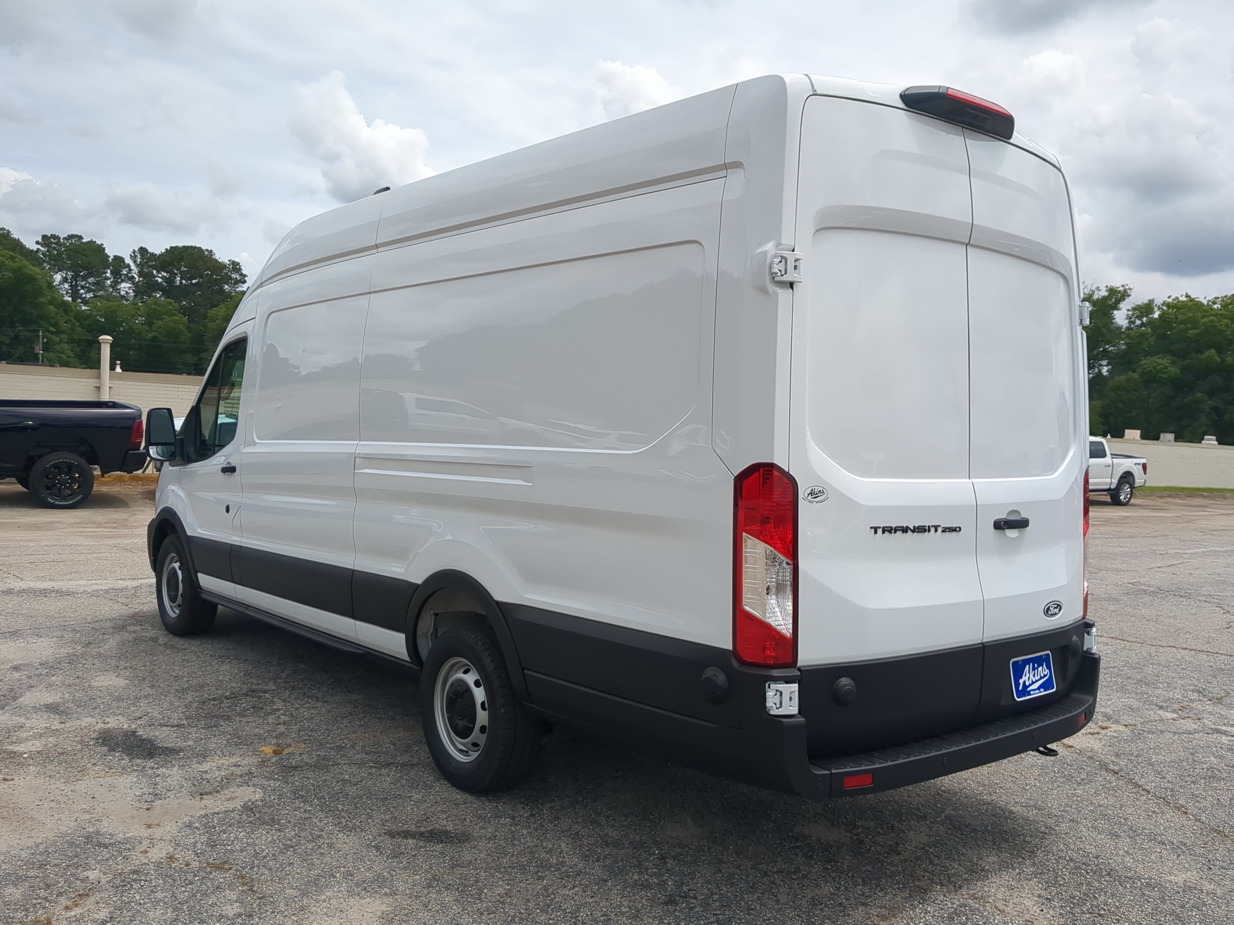 New 2026 Ford Transit 250 148 High Roof Extended RWD image 5