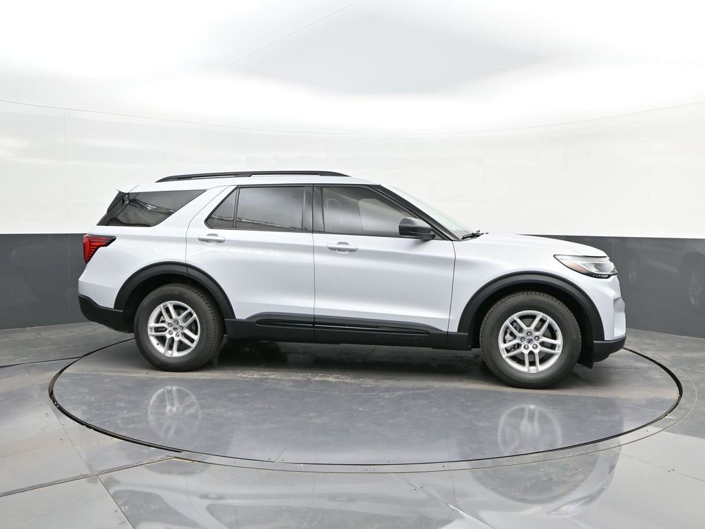 New 2026 Ford Explorer Active w/ Active Comfort Package RWD image 24