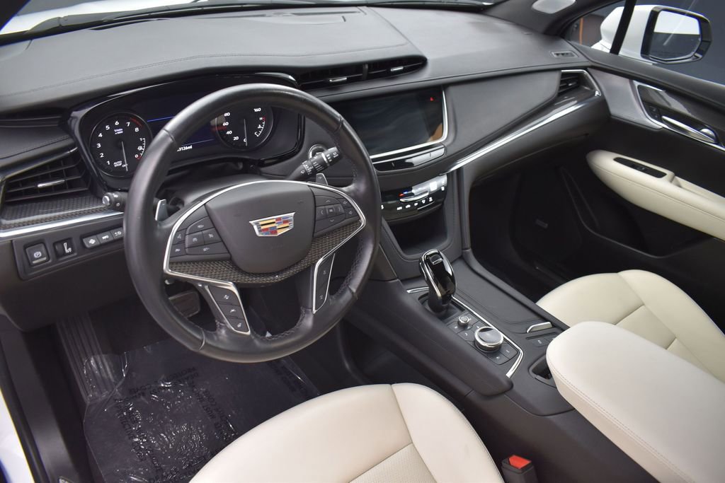 Used 2023 Cadillac XT5 Sportv w/ Technology Package AWD/4WD image 11