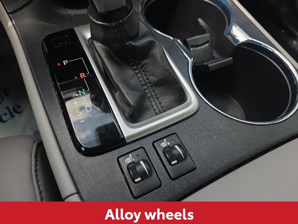 Used 2019 Toyota Highlander XLE image 29