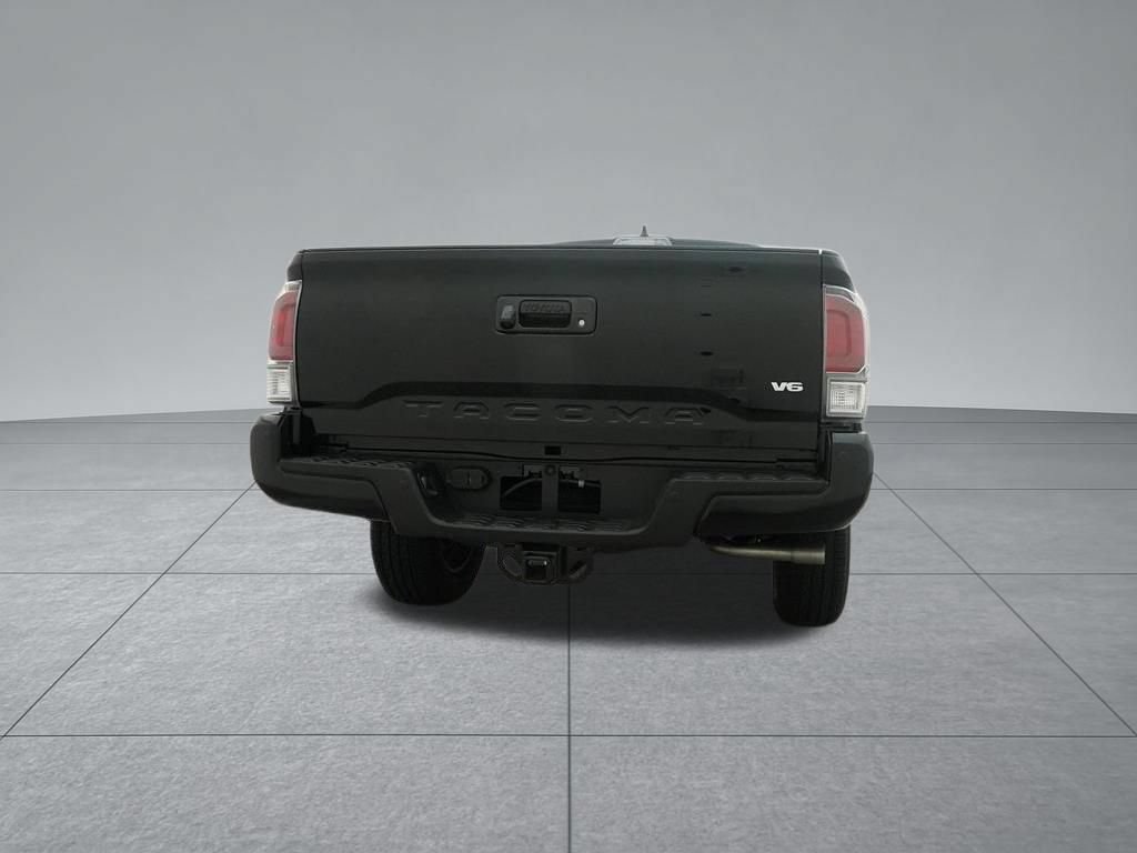 Used 2022 Toyota Tacoma TRD Sport w/ Technology Package RWD image 27