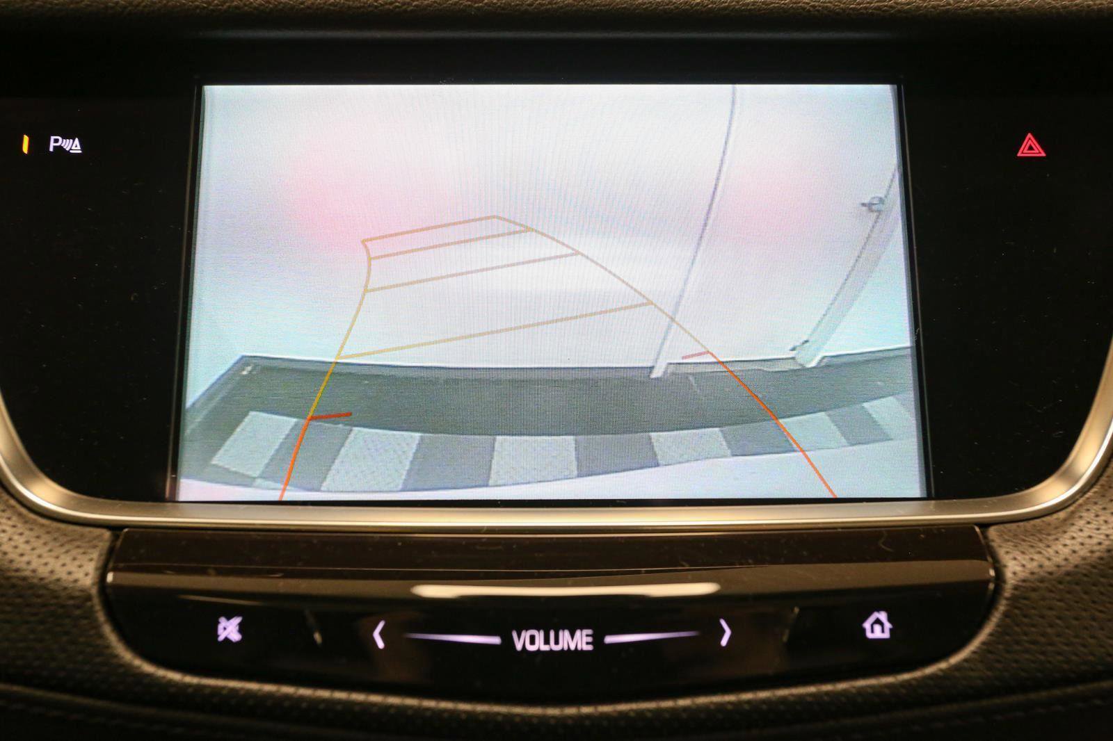 Used 2018 Cadillac XT5 Luxury w/ Driver Awareness Package image 36