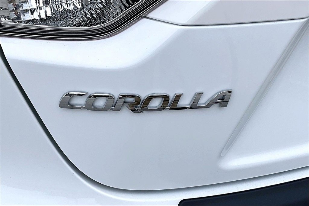 Certified 2024 Toyota Corolla LE w/ LE Convenience Package image 24