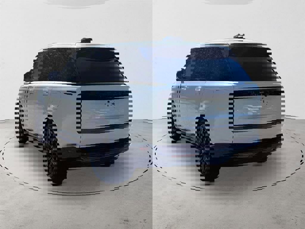 New 2025 Land Rover Range Rover SE image 3