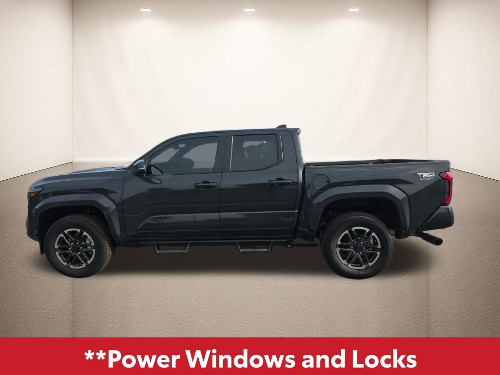 Used 2025 Toyota Tacoma TRD Sport w/ TRD Sport Upgrade Package image 12