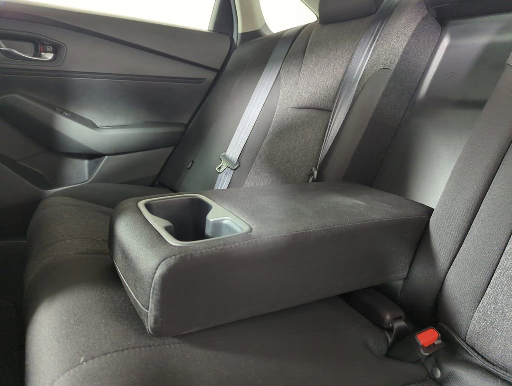 Certified 2025 Honda Accord SE image 32