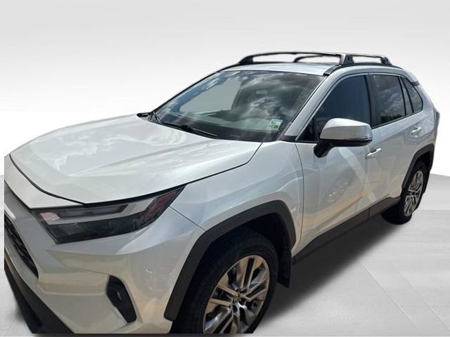 Used 2023 Toyota RAV4 XLE Premium FWD image 2