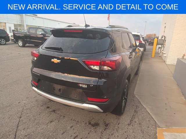 Used 2025 Chevrolet TrailBlazer LT w/ Convenience Package FWD image 8