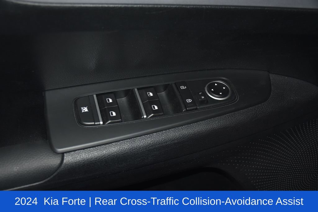 Used 2024 Kia Forte LXS w/ LXS Technology Package image 22
