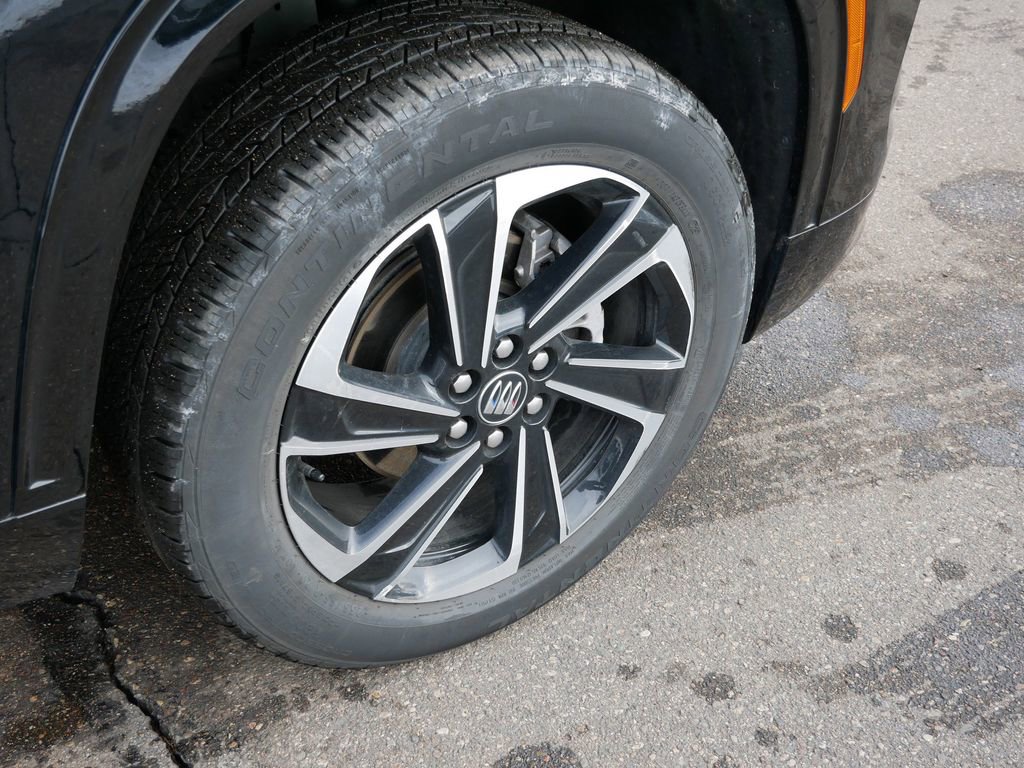 Used 2025 Buick Enclave Sport Touring image 9