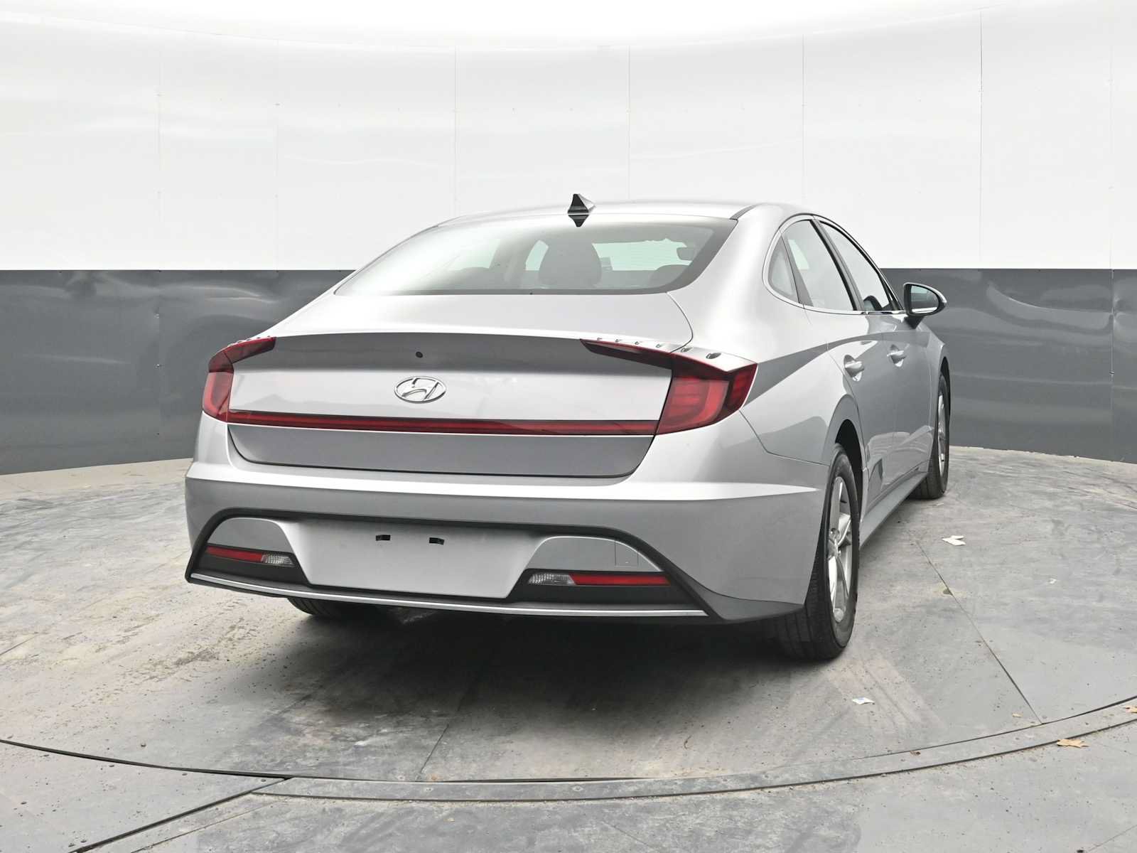 Used 2023 Hyundai Sonata SE FWD image 10