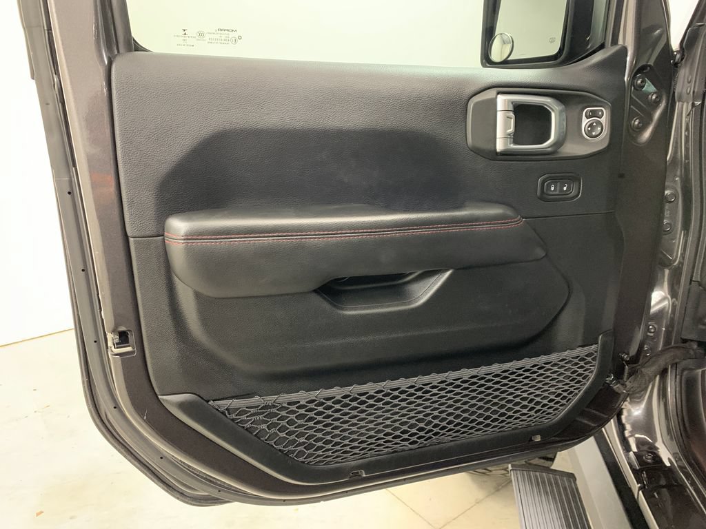 Used 2019 Jeep Wrangler Rubicon w/ Steel Bumper Group AWD/4WD image 16