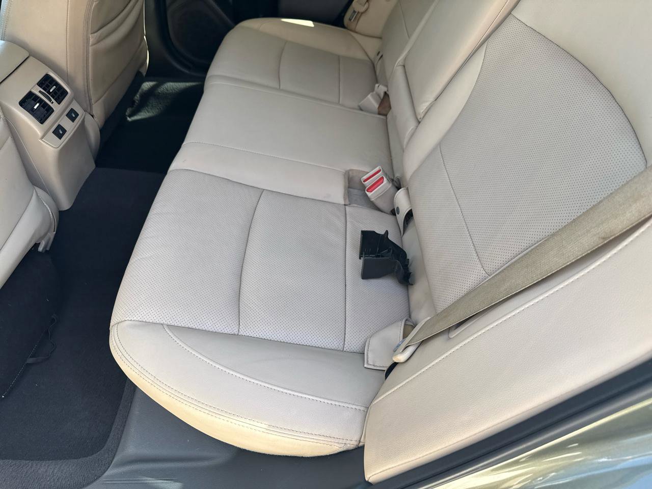 Used 2016 Subaru Outback 2.5i Limited AWD/4WD image 44