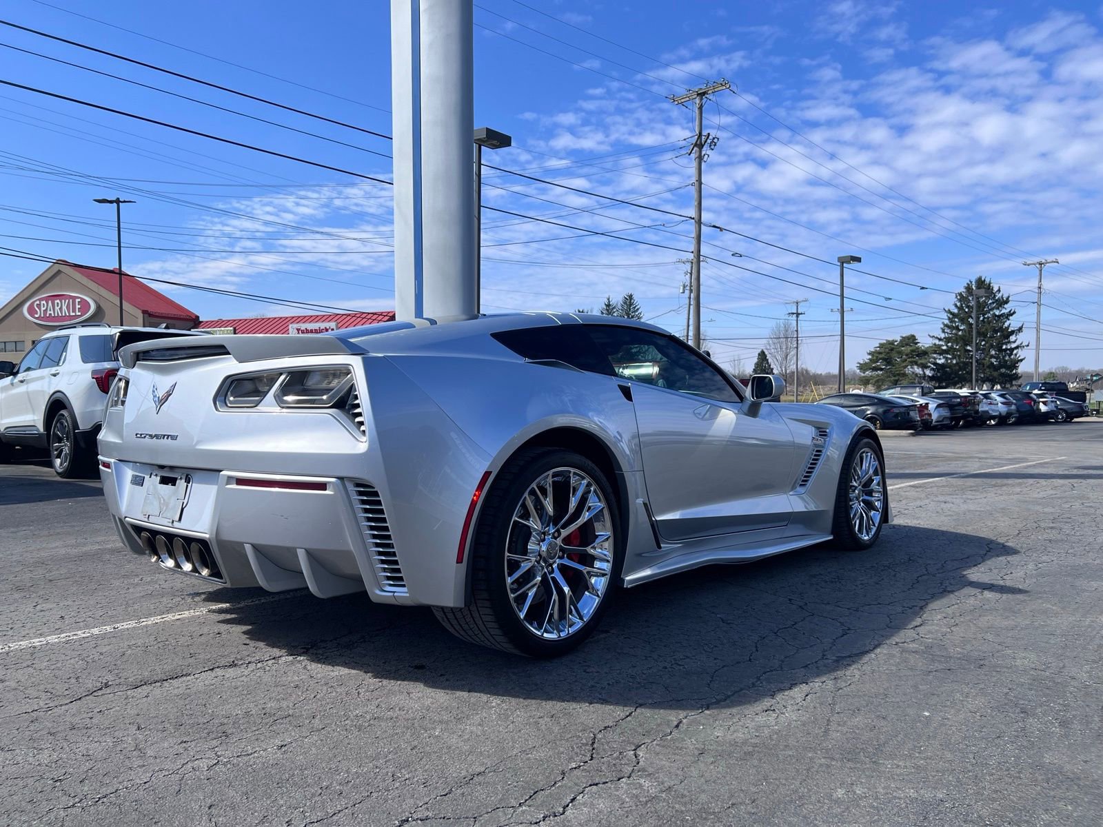 Used 2016 Chevrolet Corvette Z06 w/ 3LZ Preferred Equipment Group RWD image 9