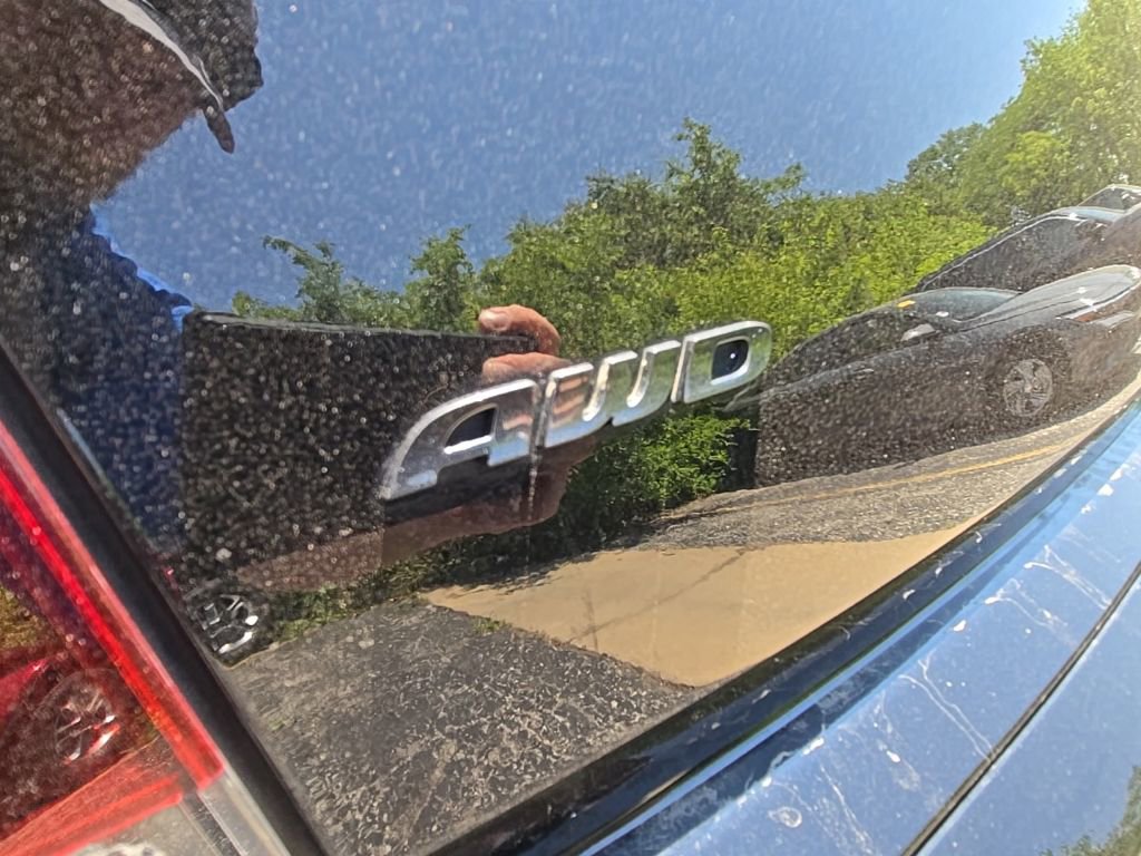 Used 2021 Chrysler 300 Touring L AWD/4WD image 17