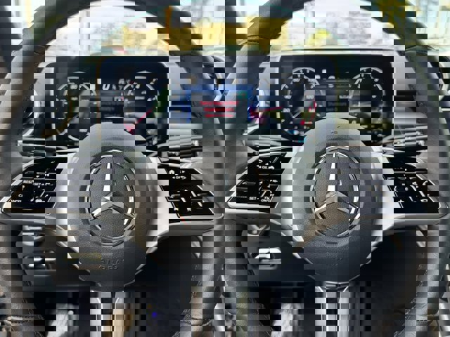 Used 2024 Mercedes-Benz C 300 4MATIC Sedan image 24