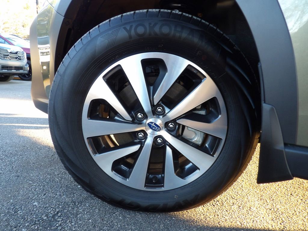 Used 2025 Subaru Outback Premium w/ Popular Package #1 image 26