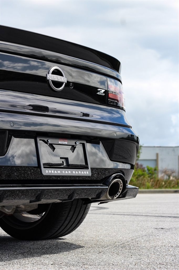 Used 2024 Nissan Z Performance w/ Floor Mat Package image 7