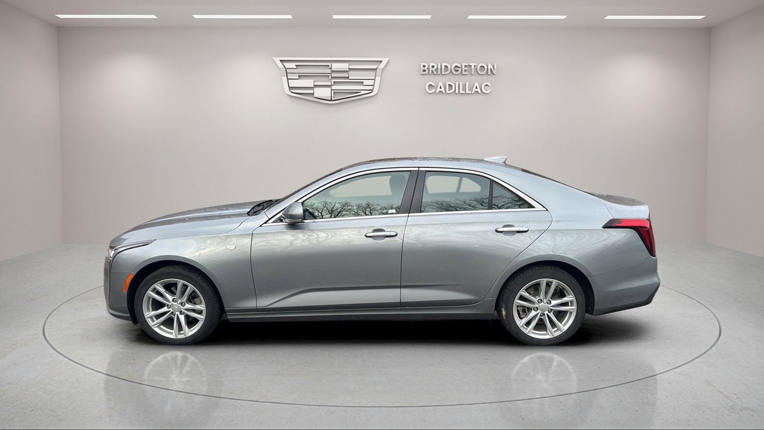 Used 2023 Cadillac CT4 Luxury w/ Sun And Sound Package image 4