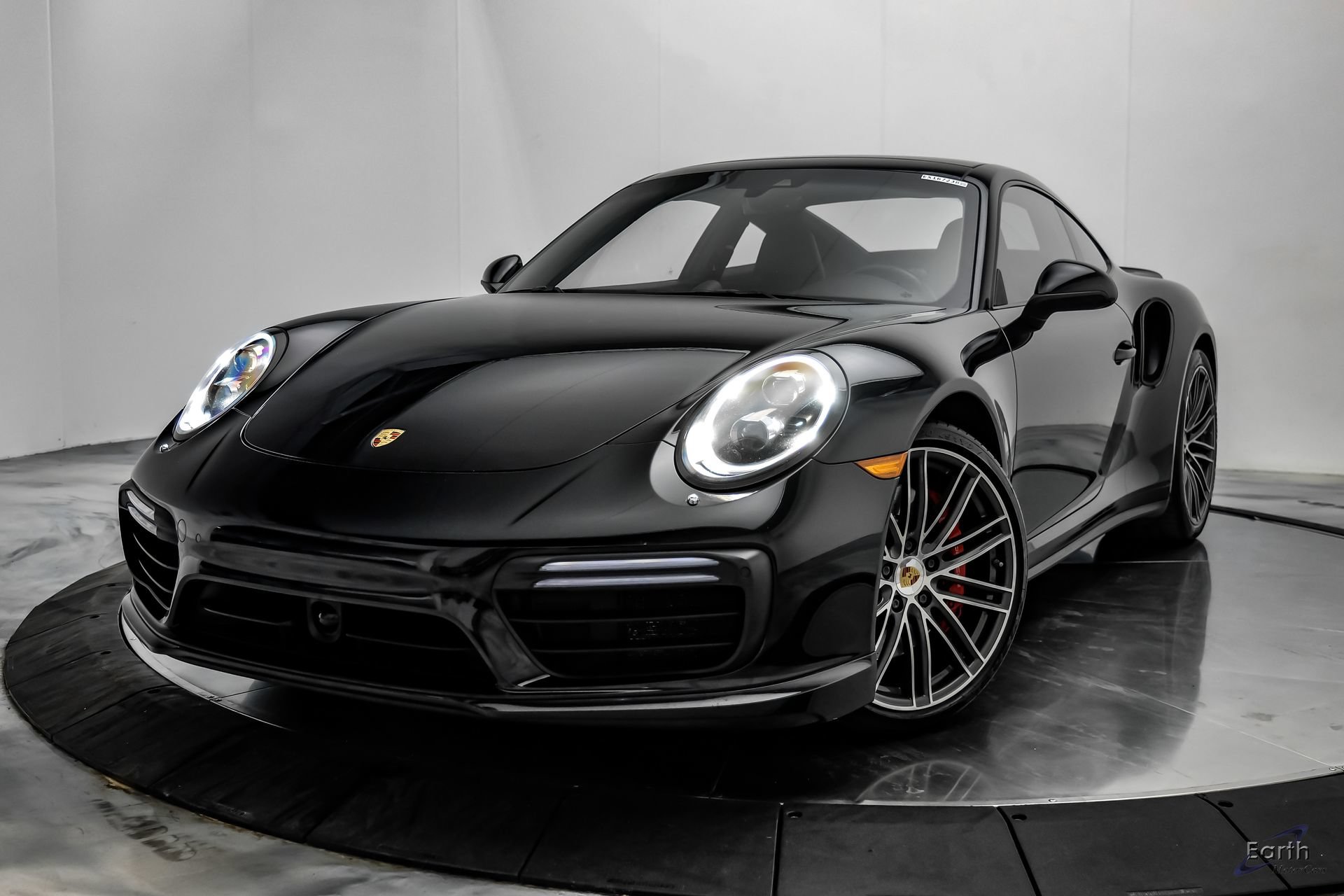 Used 2017 Porsche 911 Turbo AWD/4WD image 5