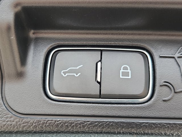 Certified 2023 Ford Explorer XLT AWD/4WD image 18