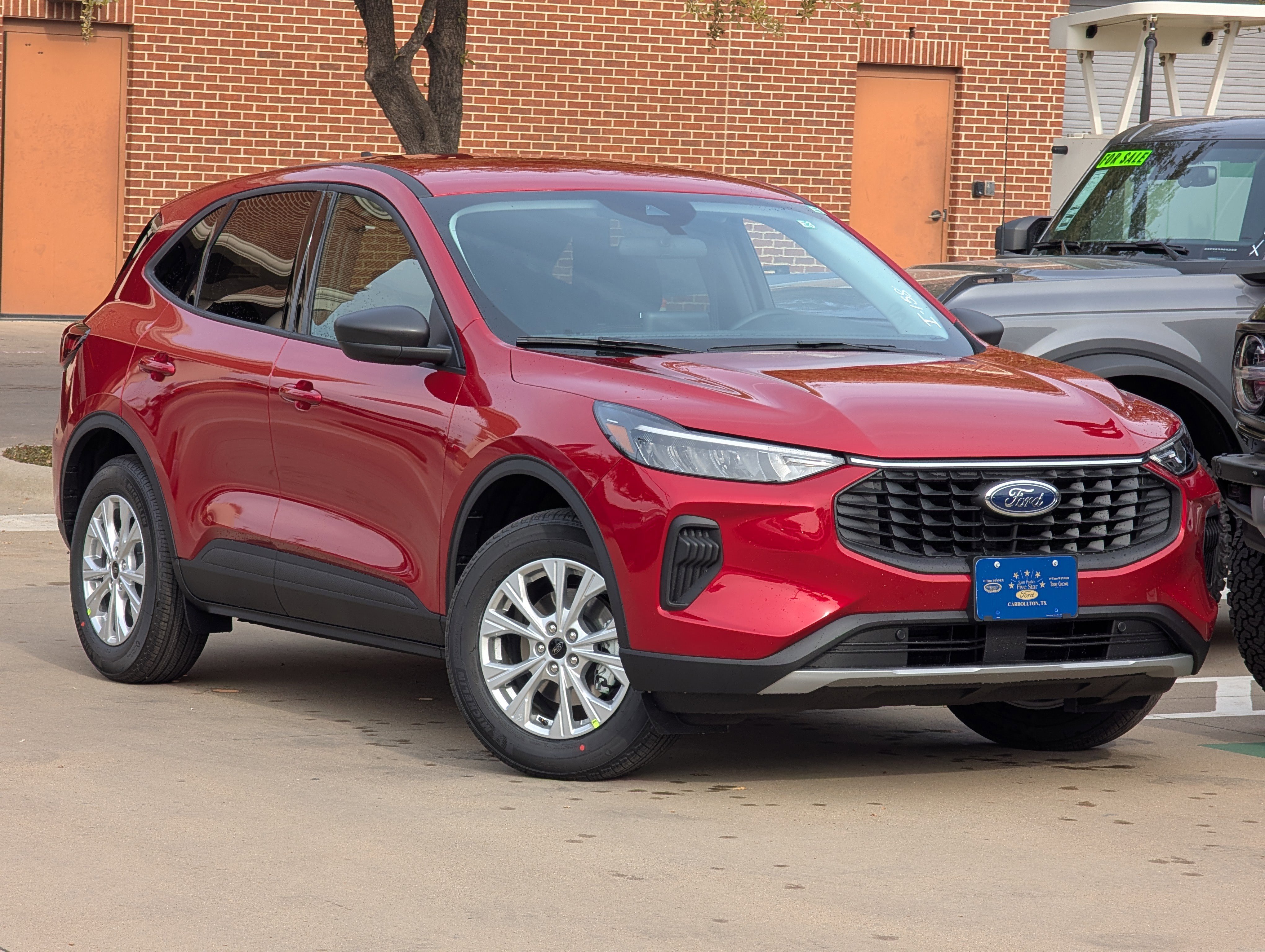 New 2026 Ford Escape Active FWD image 1