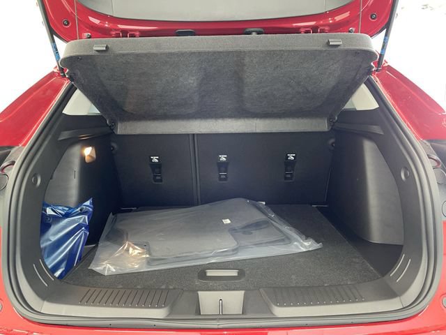 New 2026 Chevrolet Trax LT w/ Driver Confidence Package FWD image 18