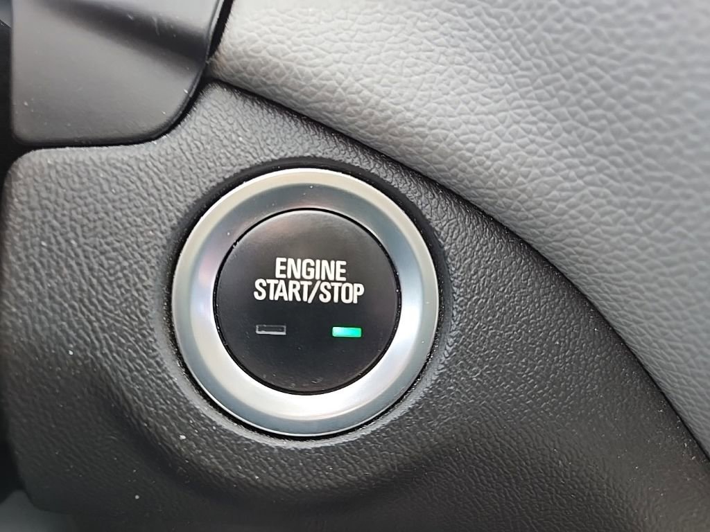 Used 2020 Chevrolet Equinox LS w/ LPO, Floor Liner Package AWD/4WD image 27