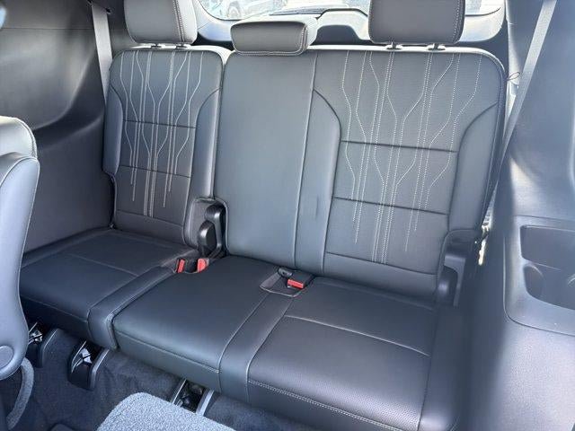 New 2026 Buick Enclave Avenir w/ Super Cruise Package FWD image 23