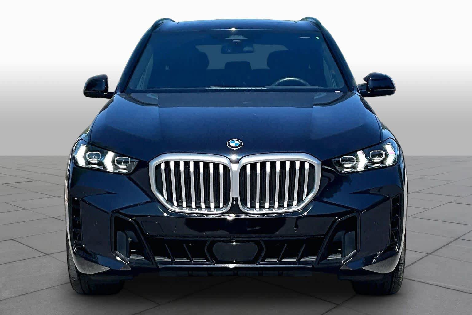 Certified 2026 BMW X5 sDrive40i w/ M Sport Package RWD image 3