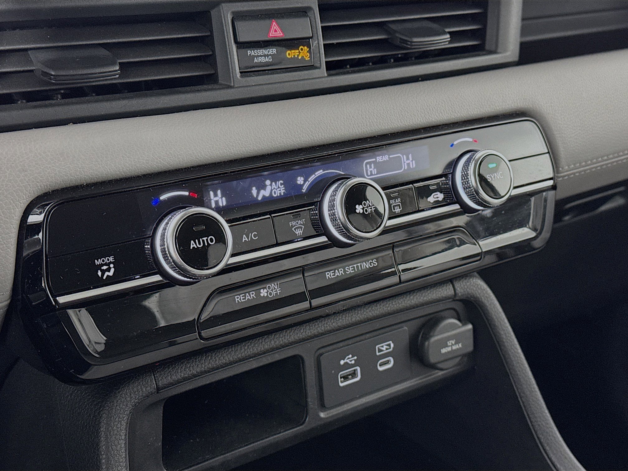 Certified 2023 Honda Pilot LX image 15