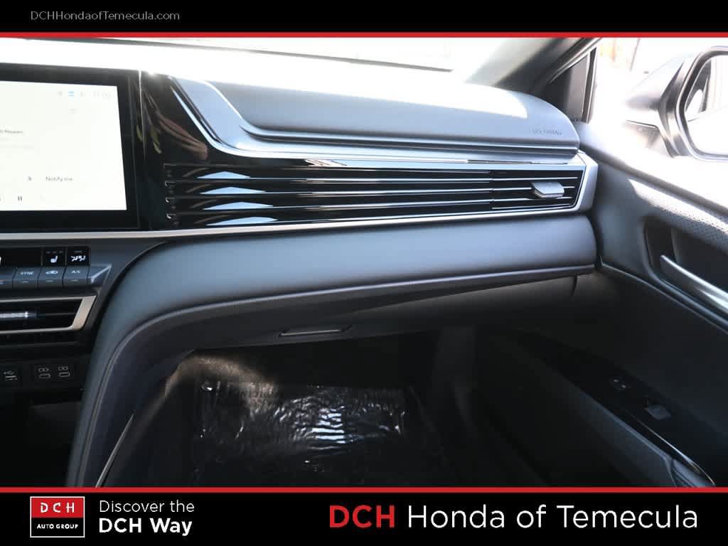 Used 2026 Toyota Camry XSE FWD image 14