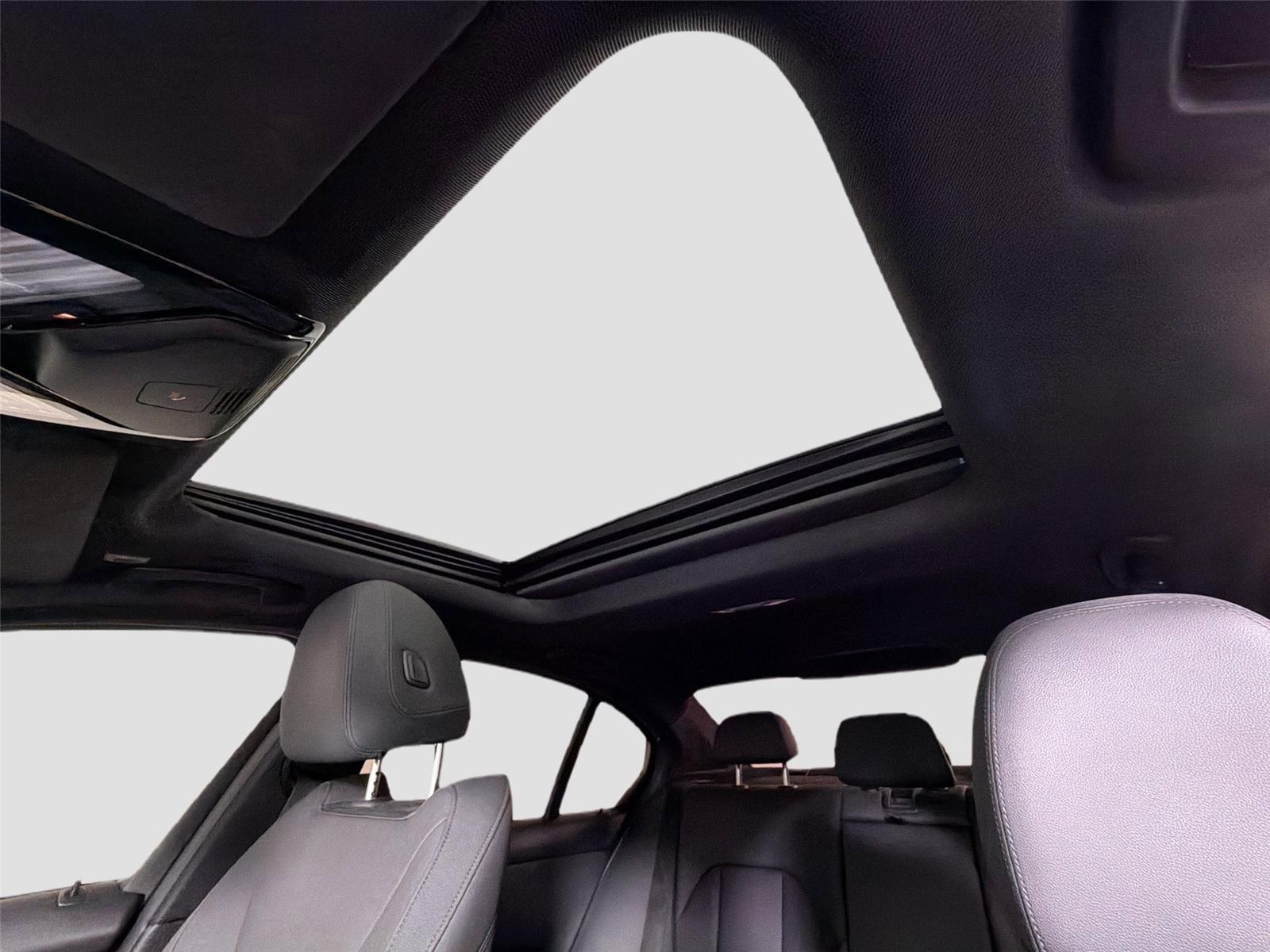 Used 2020 BMW M340i w/ Driving Assistance Package RWD image 22