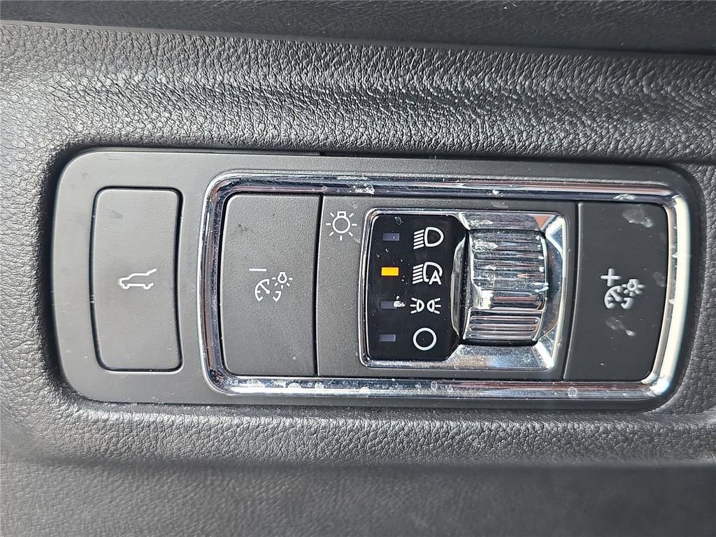 Used 2022 Lincoln Corsair FWD image 23