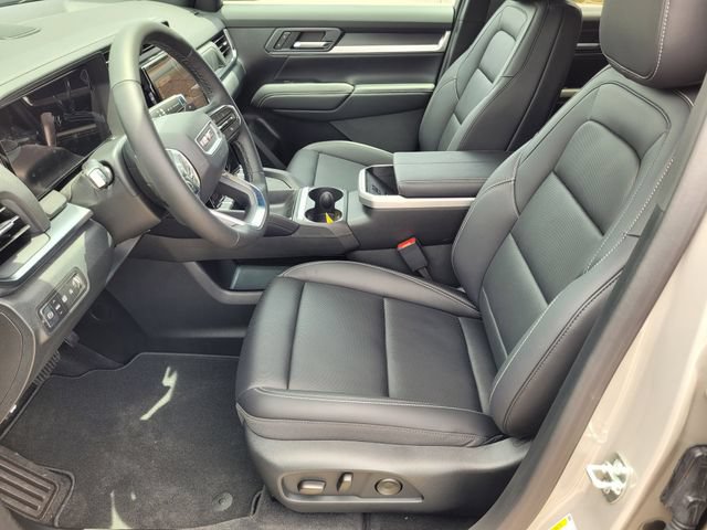 New 2026 GMC Terrain Elevation w/ Elevation Premium Package FWD image 21