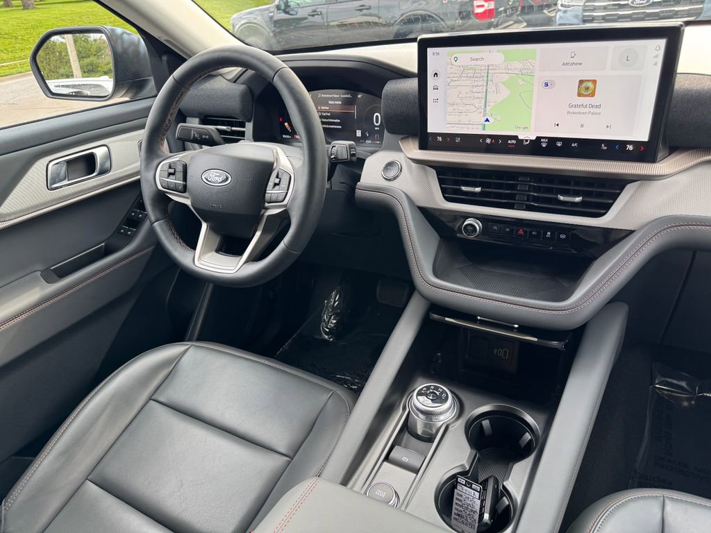 Used 2025 Ford Explorer Active w/ Active Comfort Package AWD/4WD image 24