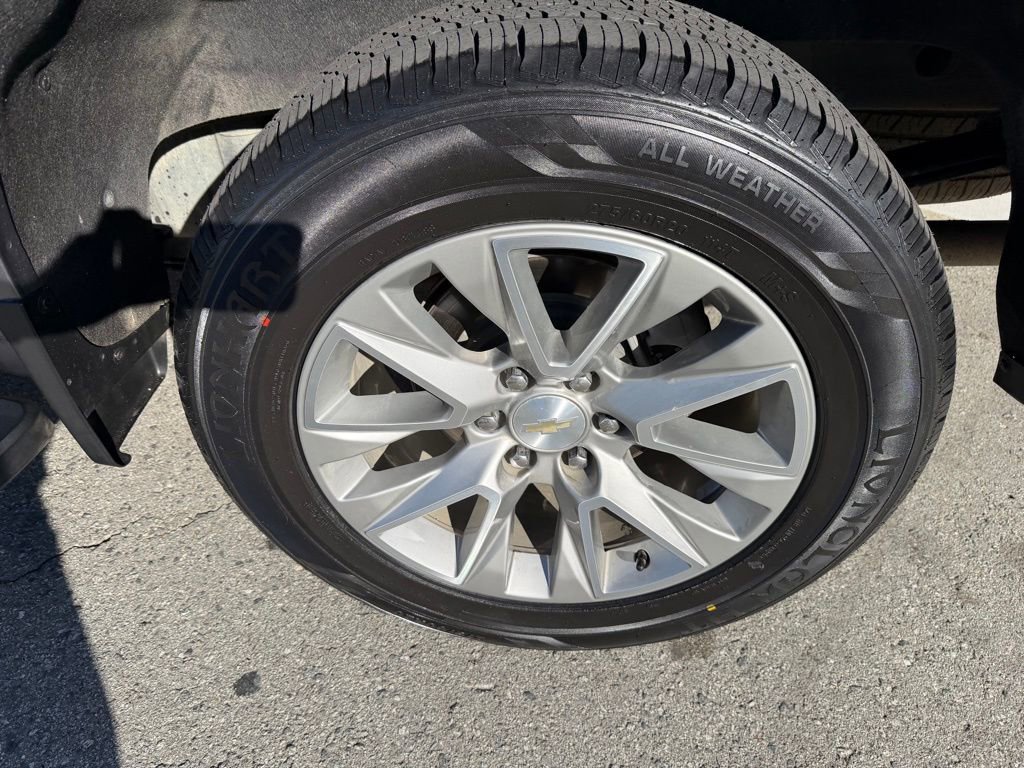 Used 2021 Chevrolet Silverado 1500 High Country w/ Safety Package II image 15