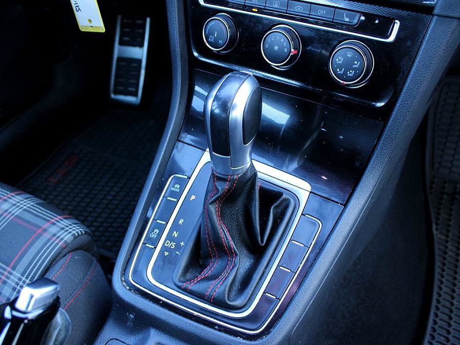 Used 2016 Volkswagen GTI S FWD image 22