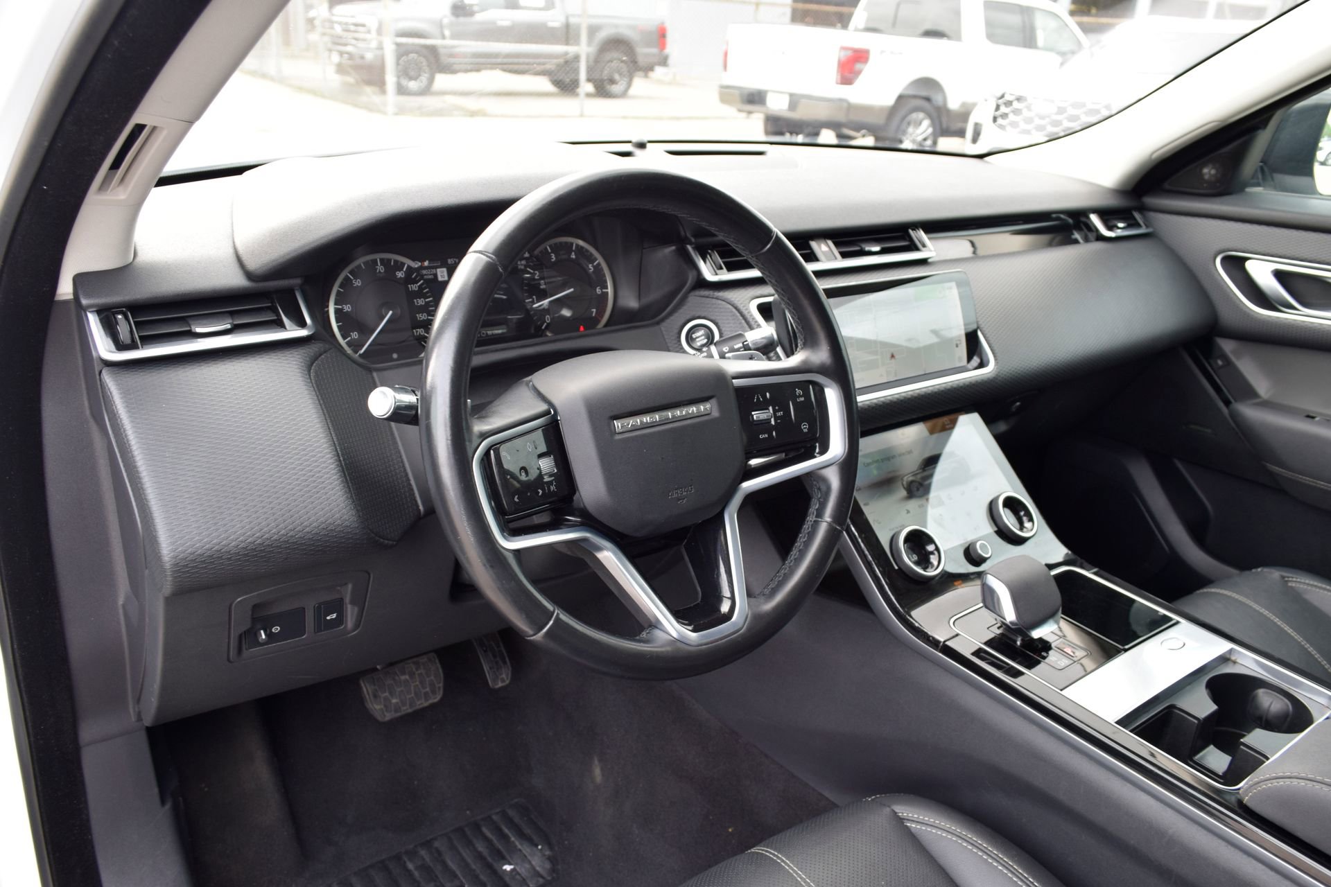 Used 2022 Land Rover Range Rover Velar S AWD/4WD image 17