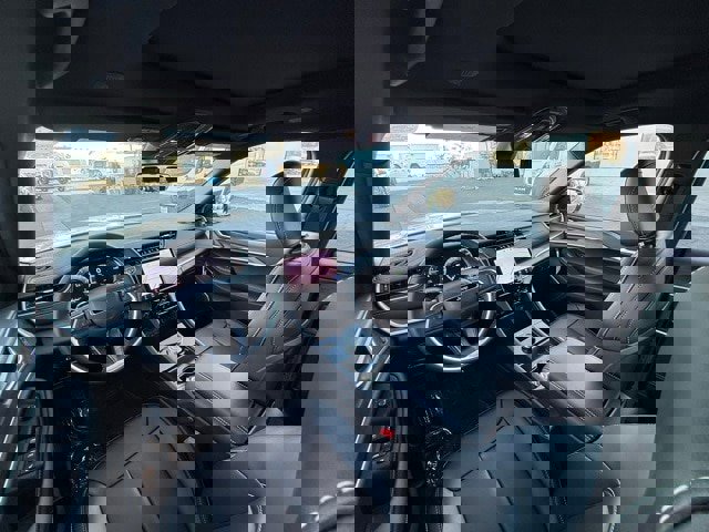 New 2025 Jeep Grand Cherokee L Limited w/ Trailer Tow Package image 18