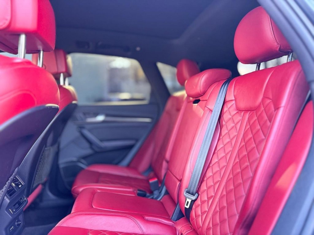 Used 2024 Audi SQ5 Prestige image 19