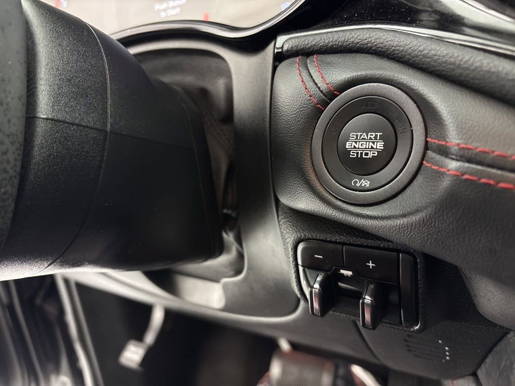 Used 2023 Dodge Durango GT image 31