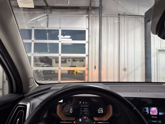 Used 2025 Kia Sorento S w/ Panoramic Sunroof Package FWD image 8