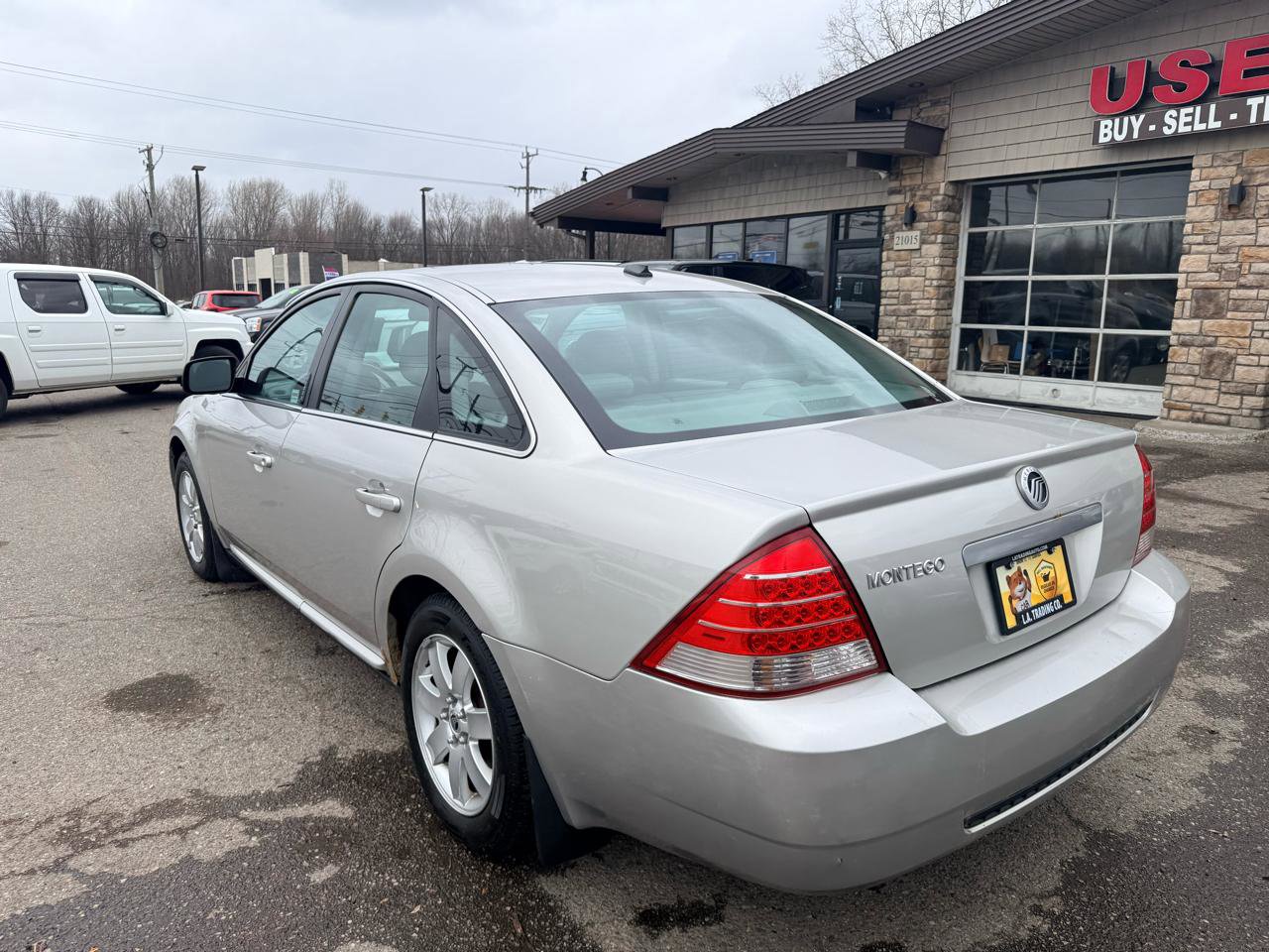 Used 2007 Mercury Montego Luxury image 4