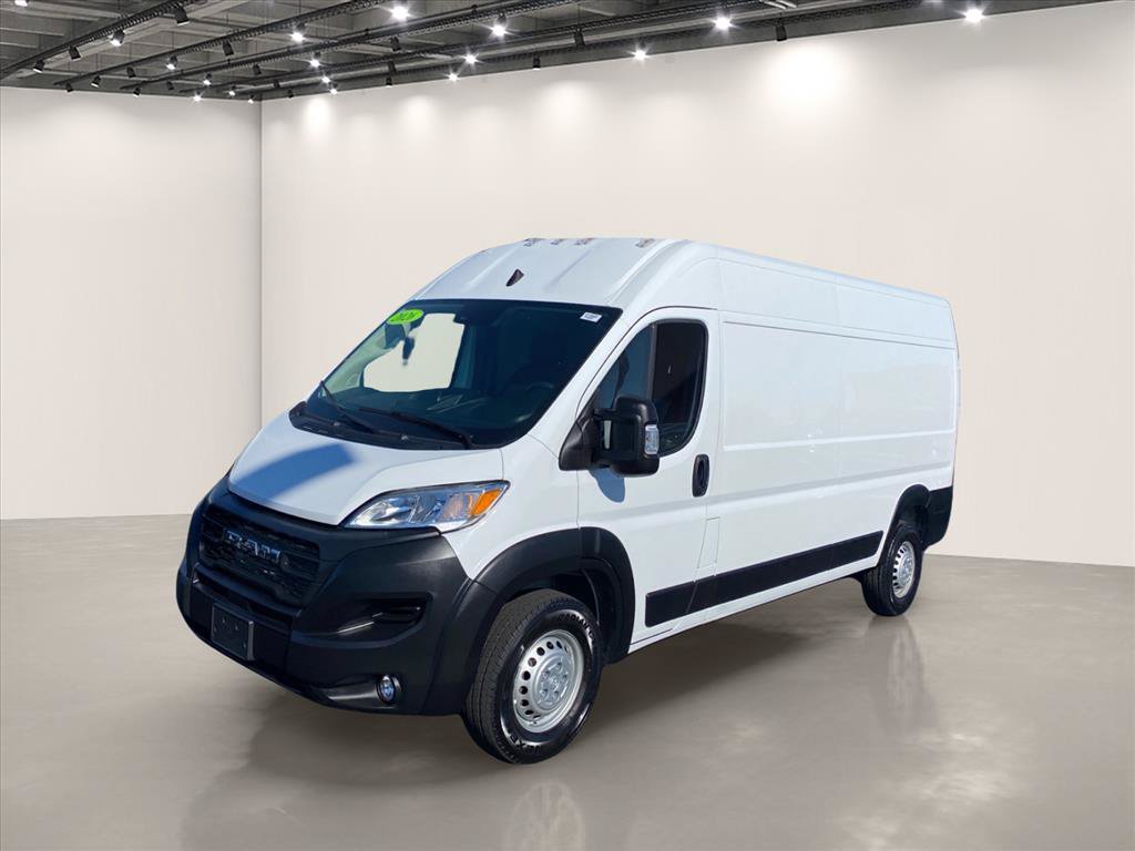 Used 2026 RAM ProMaster 2500 w/ Convenience Group FWD image 3
